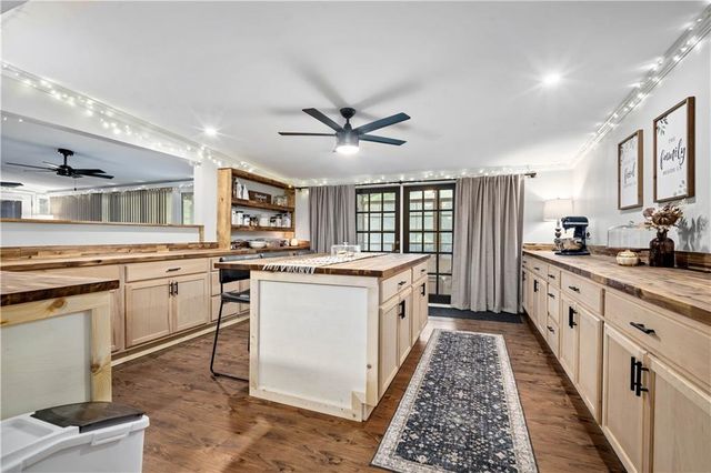 4500 Brentwood Drive, Mobile, AL 36619