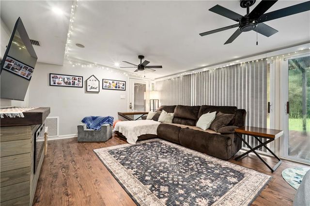 4500 Brentwood Drive, Mobile, AL 36619