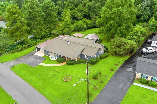 4500 Brentwood Drive, Mobile, AL 36619