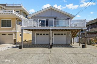 301 W 18th Street, Ship Bottom, NJ 08008