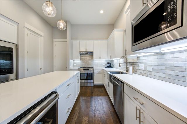 419 Malone Street, Houston, TX 77007