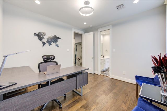 419 Malone Street, Houston, TX 77007