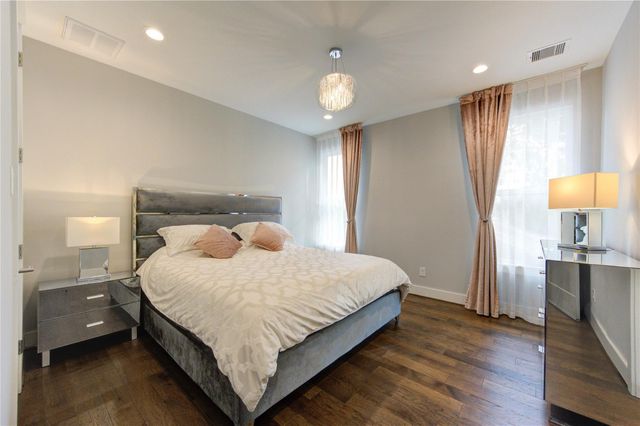 419 Malone Street, Houston, TX 77007