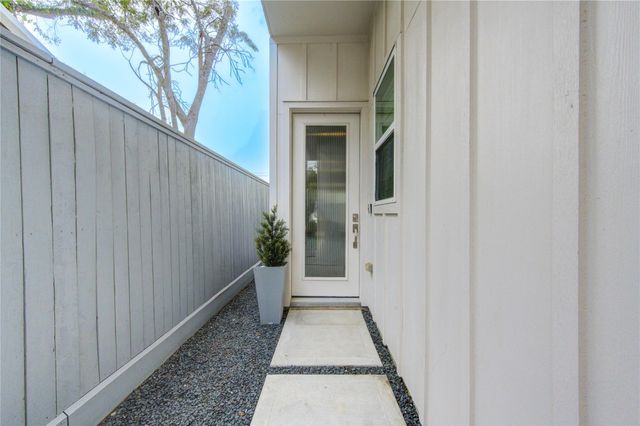 419 Malone Street, Houston, TX 77007