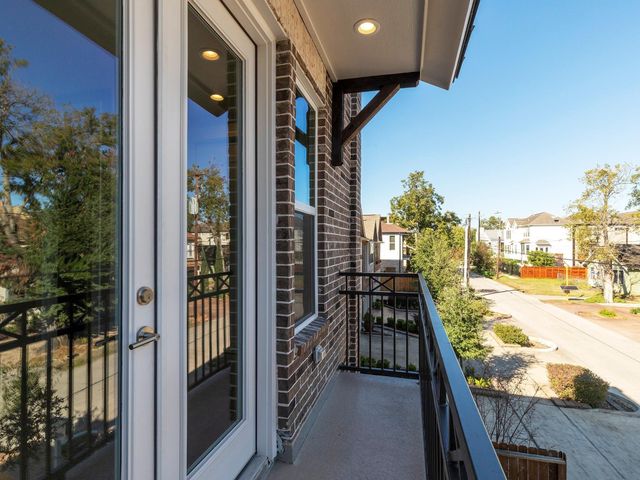 419 Malone Street, Houston, TX 77007