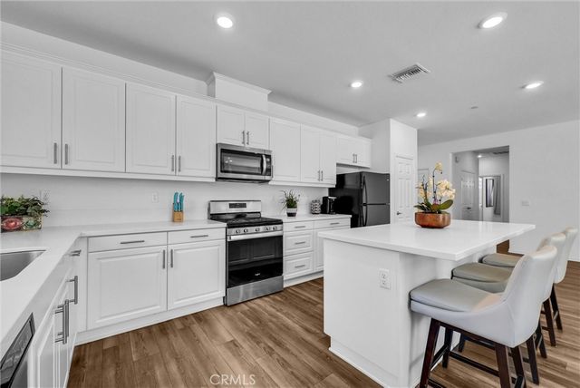 21065 Old Cedar Court, Riverside, CA 92507
