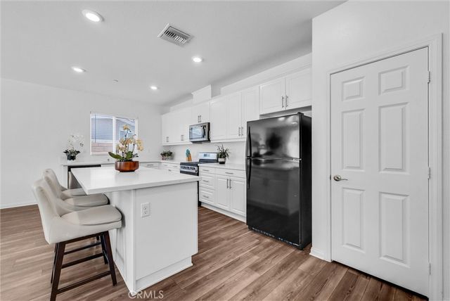 21065 Old Cedar Court, Riverside, CA 92507