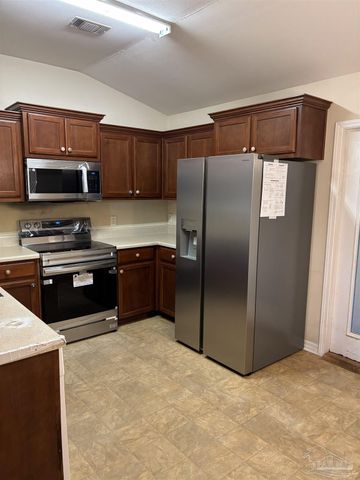 6837 Old West Ln, Milton, FL 32570