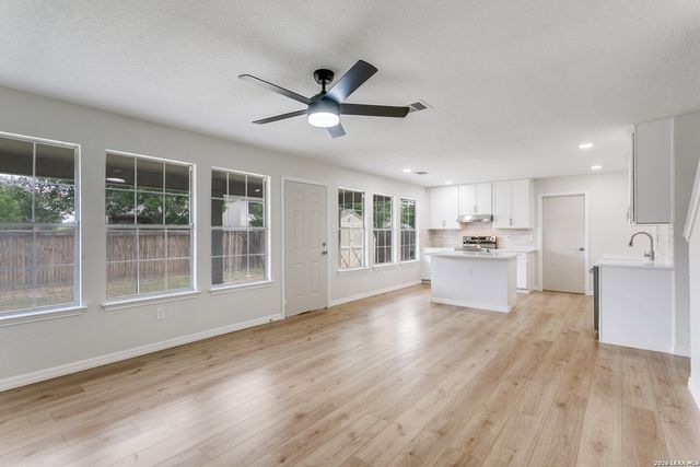 5011 Terrace Wood, San Antonio, TX 78223