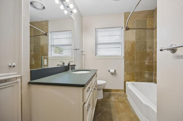 8511 Bluegate Street, Houston, TX 77025