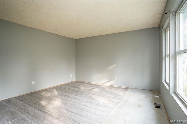 4052 S Harvard Avenue, Baldwin, MI 49304