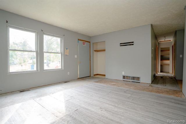 4052 S Harvard Avenue, Baldwin, MI 49304