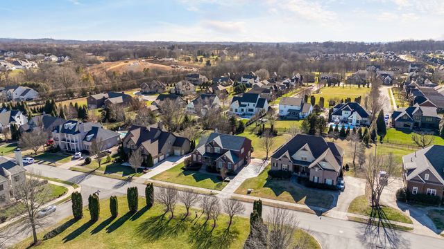 3517 Union Village Rd, Thompsons Station, TN 37179