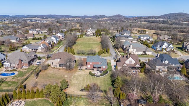 3517 Union Village Rd, Thompsons Station, TN 37179