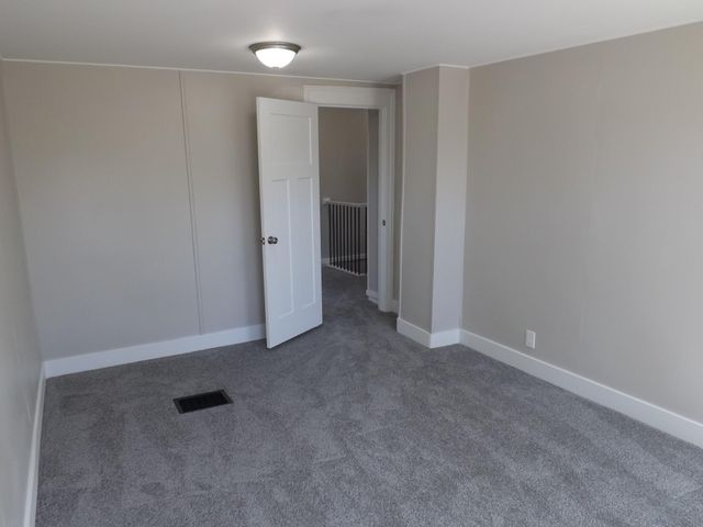 21 Gold Avenue NW, Grand Rapids, MI 49504