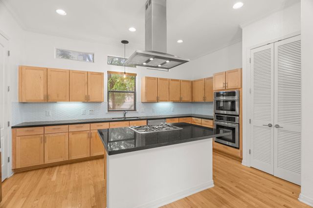 1115 Kinney Ave 9, Austin, TX 78704
