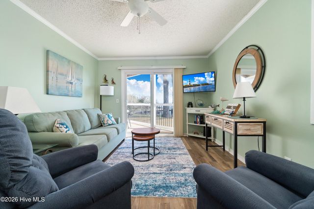 89 Country Club Drive Apt H2, Arapahoe, NC 28510