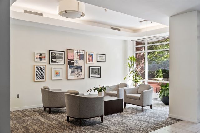 4 Canal Park 609, Cambridge, MA 02141