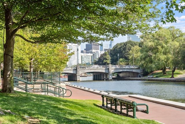 4 Canal Park 609, Cambridge, MA 02141