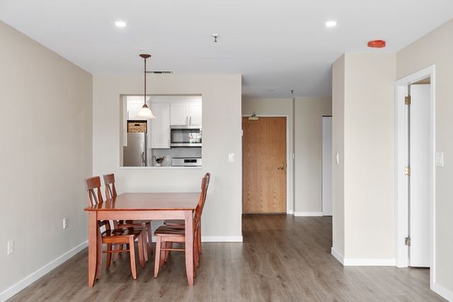 4 Canal Park 609, Cambridge, MA 02141