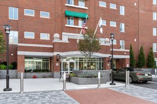 4 Canal Park 609, Cambridge, MA 02141