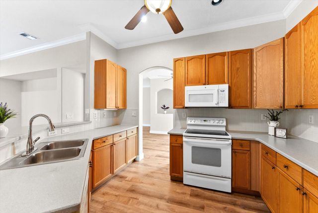 5302 VICTORIA Circle, West Palm Beach, FL 33409