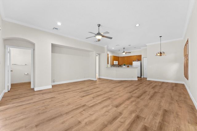 5302 VICTORIA Circle, West Palm Beach, FL 33409