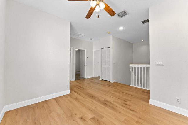 5302 VICTORIA Circle, West Palm Beach, FL 33409