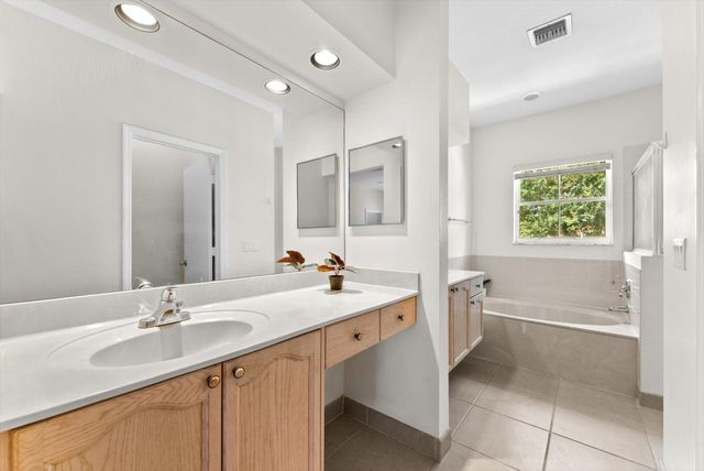 5302 VICTORIA Circle, West Palm Beach, FL 33409