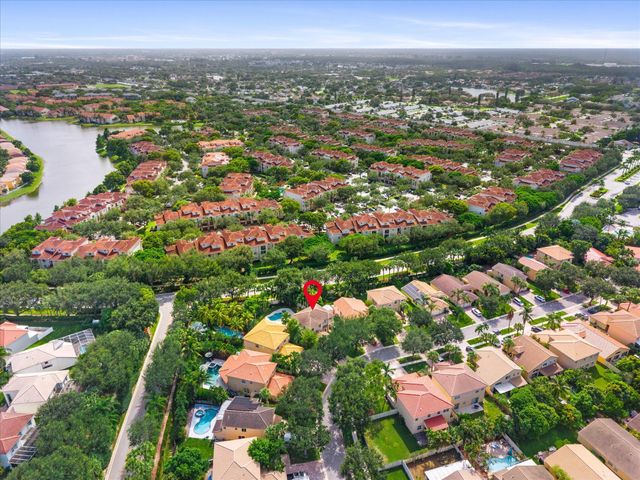 5302 VICTORIA Circle, West Palm Beach, FL 33409