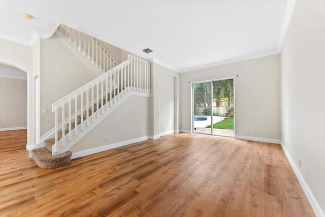 5302 VICTORIA Circle, West Palm Beach, FL 33409