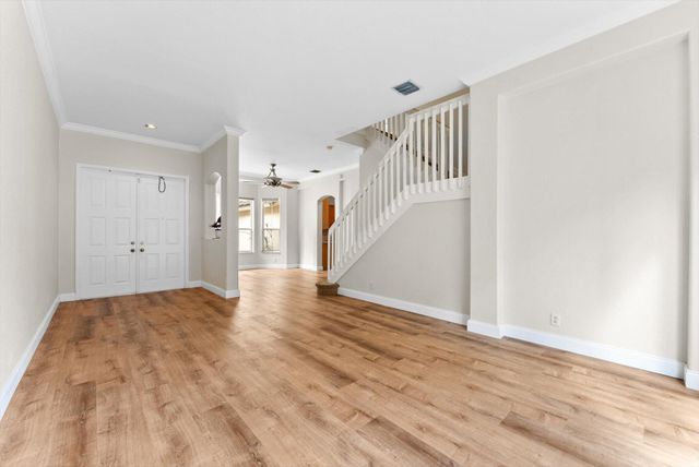 5302 VICTORIA Circle, West Palm Beach, FL 33409