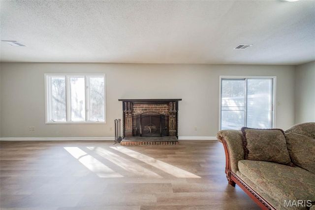 11479 Cedar Grove Lane, Rolla, MO 65401