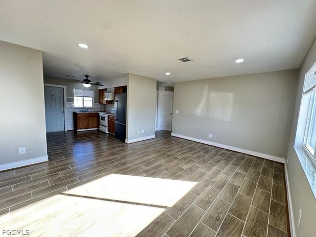 127 Gordon AVE S, Lehigh Acres, FL 33973