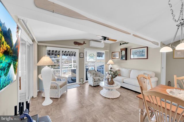264 HERON ROAD, Tuckerton, NJ 08087