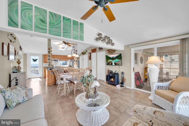 264 HERON ROAD, Tuckerton, NJ 08087