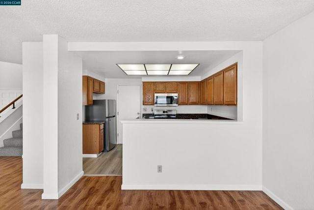 1418 Greenfield Cir, Pinole, CA 94564