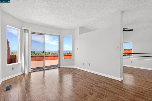 1418 Greenfield Cir, Pinole, CA 94564