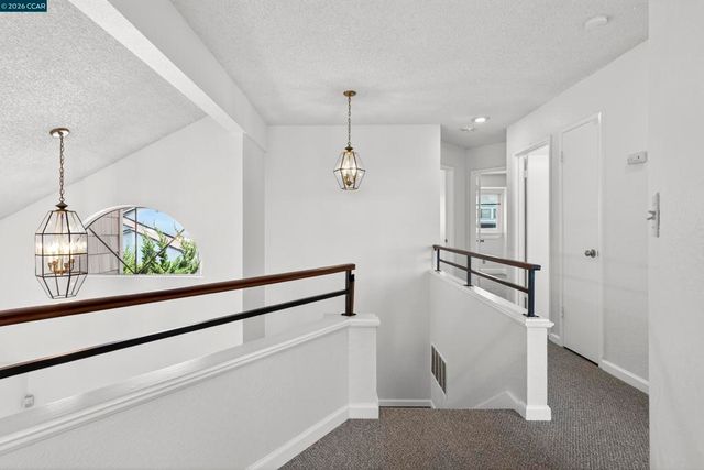 1418 Greenfield Cir, Pinole, CA 94564