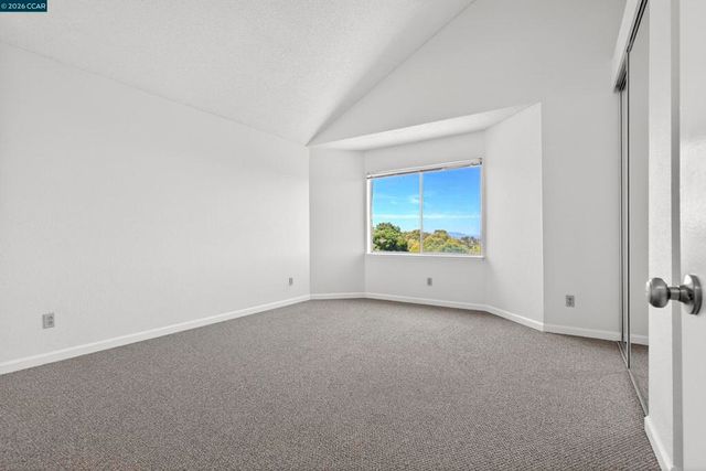 1418 Greenfield Cir, Pinole, CA 94564