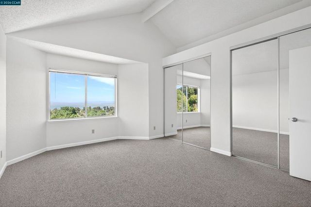 1418 Greenfield Cir, Pinole, CA 94564