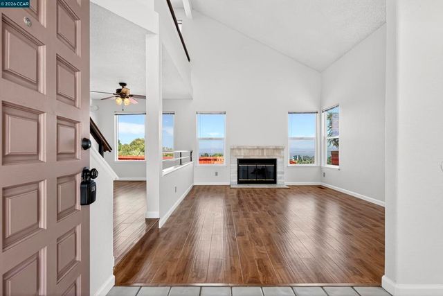 1418 Greenfield Cir, Pinole, CA 94564