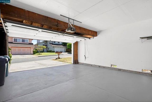 1418 Greenfield Cir, Pinole, CA 94564