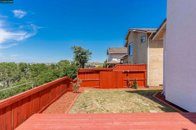 1418 Greenfield Cir, Pinole, CA 94564