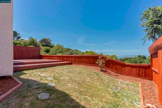 1418 Greenfield Cir, Pinole, CA 94564