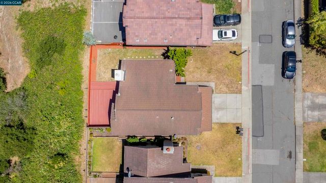 1418 Greenfield Cir, Pinole, CA 94564