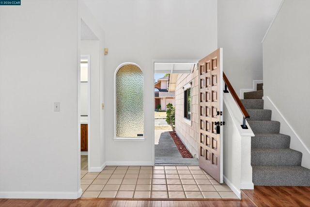 1418 Greenfield Cir, Pinole, CA 94564