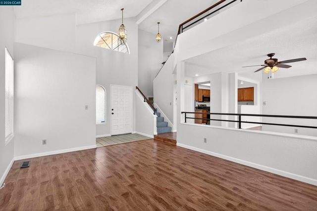 1418 Greenfield Cir, Pinole, CA 94564