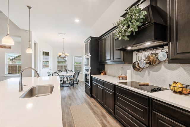 200 Beechcraft Court, Caddo Mills, TX 75135