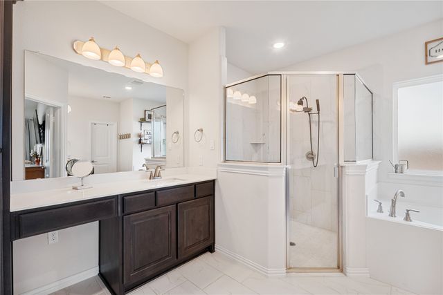 200 Beechcraft Court, Caddo Mills, TX 75135